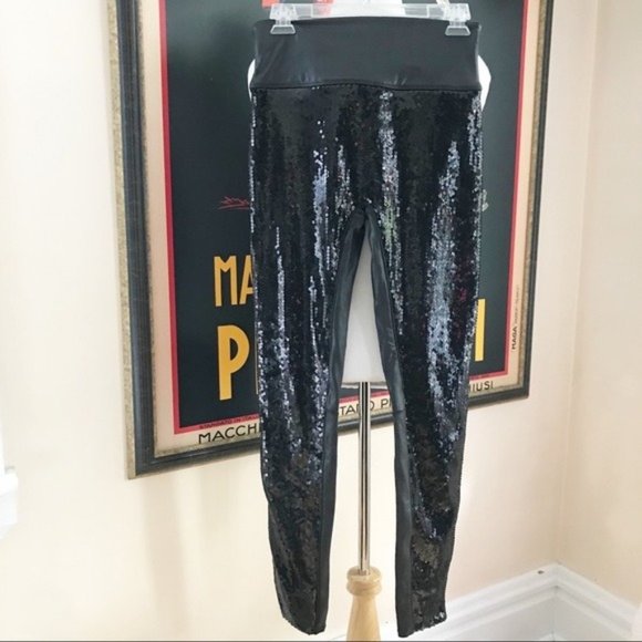 Spanx Faux Leather Sequin Leggings Size Medium